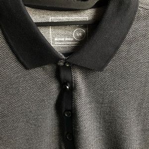 Express short sleeve quarter button up